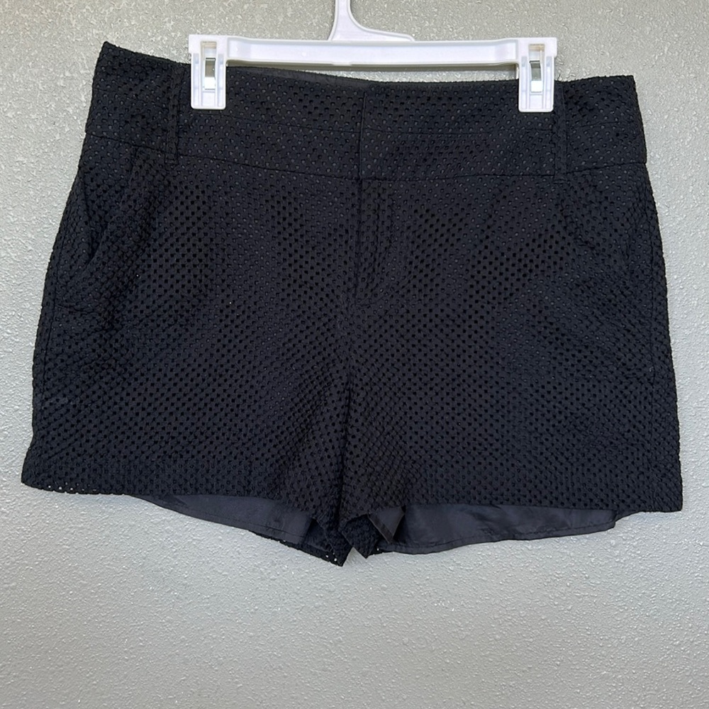 Elle Black Dressy Shorts Size 14